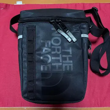 THE NORTH FACE 블랙 숄더백 사코슈