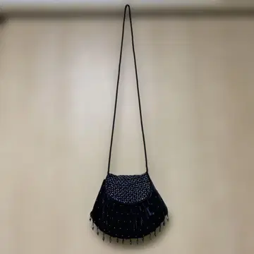 블랙 비즈 장식 벨벳 파티 백