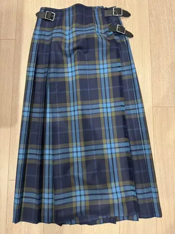 새상품급 오닐 오브 더블린 울 체크 플리츠 스커트 블루 네이비