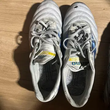 Mizuno Morelia 스파이크 슈즈 실버/블루