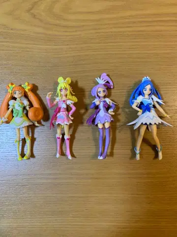 두근두근 프리큐어 피규어 4체 세트