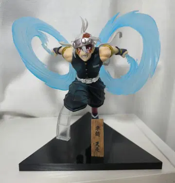 우즈이 텐겐 피규어 귀멸의 칼날