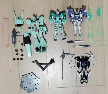 건담 프라모델 묶음 판매