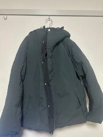 UNIVERSAL PRODUCTS 가먼트 다이 다운 자켓