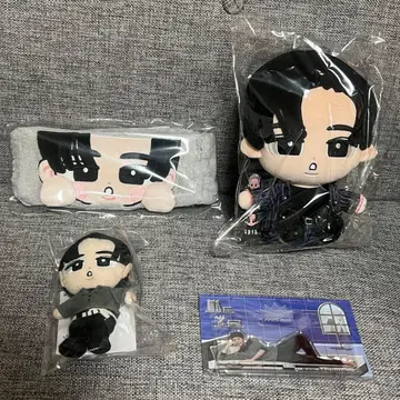 메구로 렌 스노우 칠 아크릴 스탠드 봉제 인형