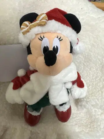 디즈니랜드 2025 크리스마스 미니 인형 배지