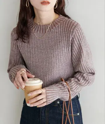 DISCOAT 브라운 계열 멜란지 리브 니트