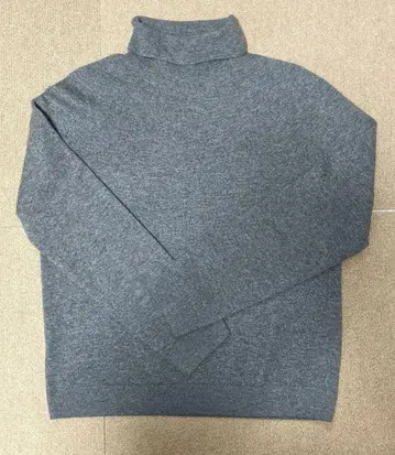 UNIQLO 유니클로 캐시미어 100% 스웨터