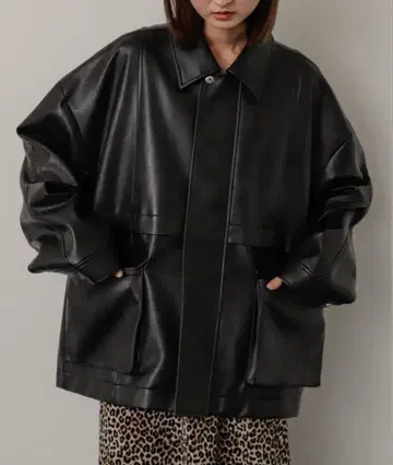 SENSE OF PLACE 빈티지 가죽 라이크 자켓