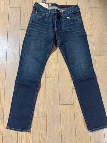 다크 블루 스키니 데님