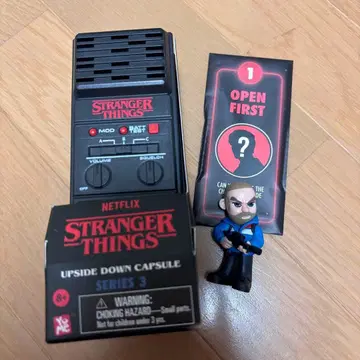 STRANGER THINGS 시리즈 3 호퍼