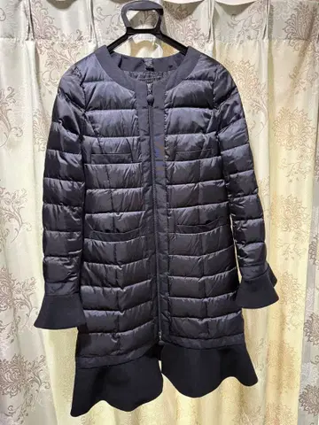 TO BE CHIC 블랙 다운 코트 40 사이즈