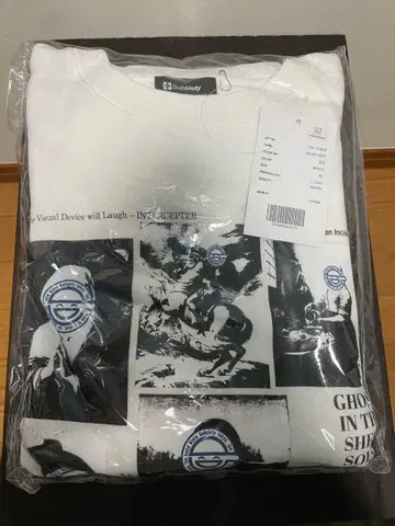 공각기동대 Subciety 콜라보 맨투맨 웃는 남자