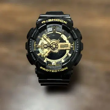 새상품급 G-SHOCK 블랙/골드 시계 [ 배터리 없음 ]