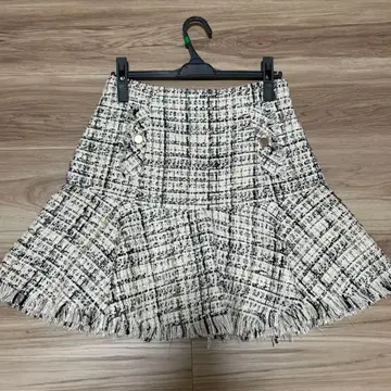 플레어 스커트 화이트 블랙 체크