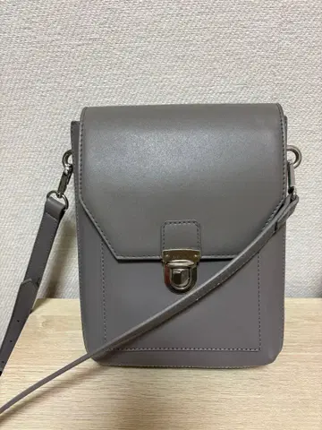 [ 기간 한정 ] 다케오 키쿠치 숄더백