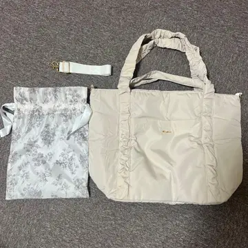 프랑 프랑 클래식 플라워 트래블 백 라이트 핑크