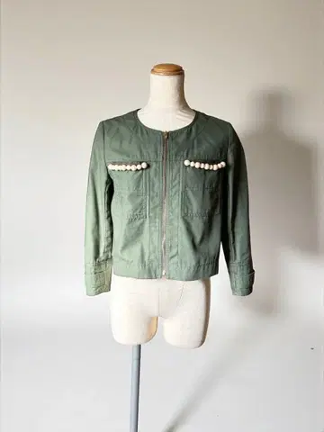 질스튜어트 노카라 자켓