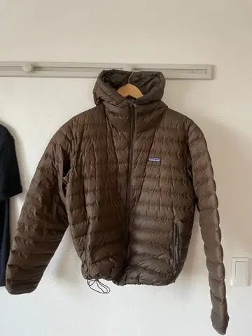 파타고니아 다운 스웨터 후디 다운 파카 S 84700F9