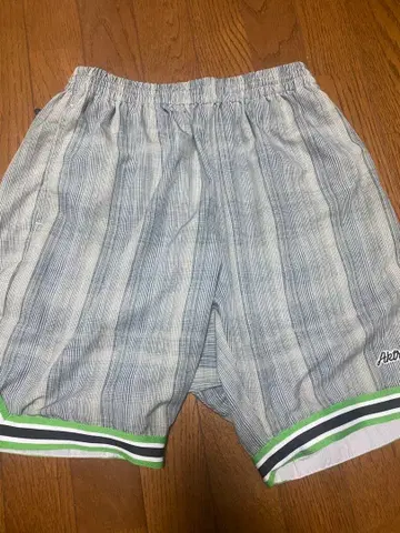 AKTR 그레이 스트라이프 숏팬츠