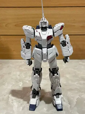 MG 유니콘 건담 완성품