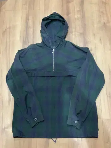 미사용에 가까운 태블릿 뉴스 블랙워치 P/O 후드티 M 사이즈