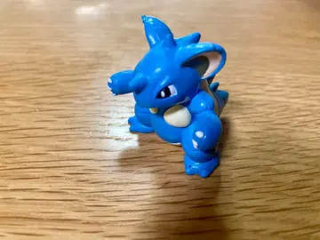 포켓몬 몬코레 초기 니드퀸