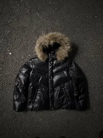 블랙 퍼 다운 자켓