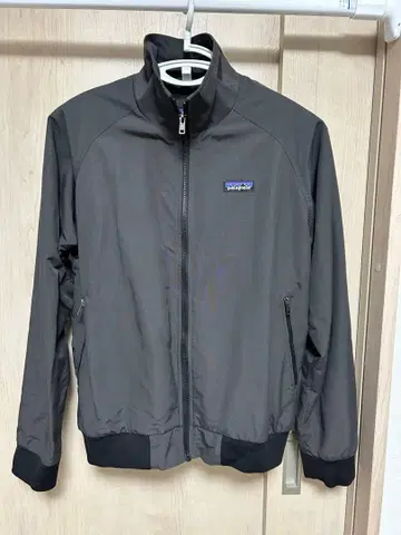 새상품급! 파타고니아 배기 자켓 M 블랙