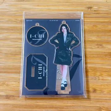 ONELOVEONEHEART 러브원 이치 아크릴 스탠드