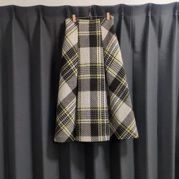 SNIDEL 로빙 체크 플레어 스커트 M 사이즈