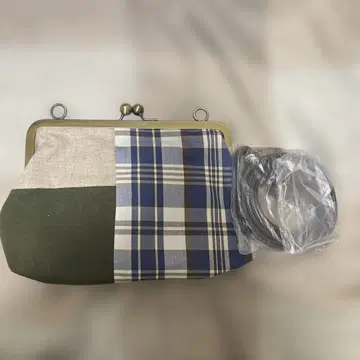 가마구치 숄더백