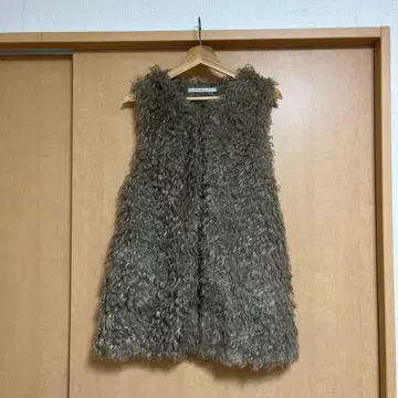 허그아워 쥬르네 앙 로즈 컬리 퍼 미디엄 베스트