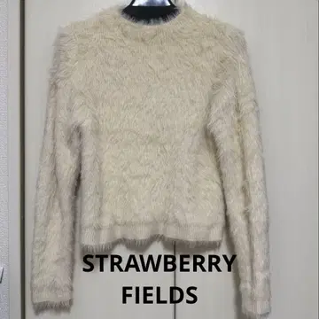 컨디션 최상 스트로베리 필드 샤기 니트 화이트