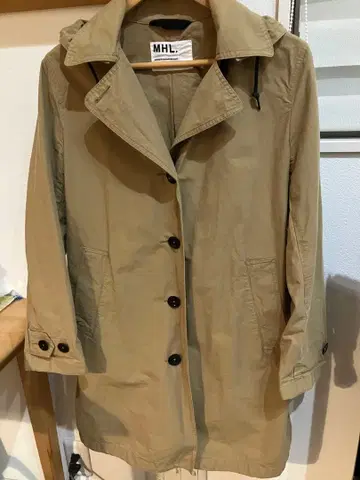MHL. 후드 부착 스프링 코트 M