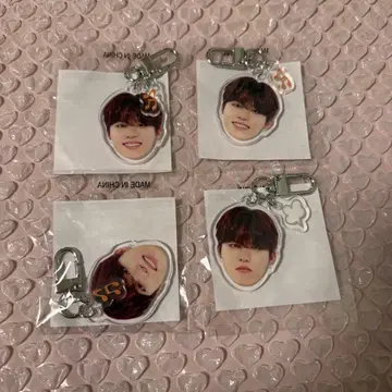 TREASURE 정우 얼굴 아크릴 키링