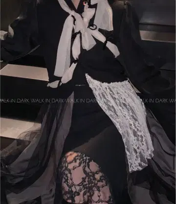 블랙 튤 레이스 롱 코트