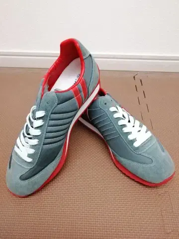 미사용 새상품 패트릭 마라톤 MARATHON GRY 사이즈 42