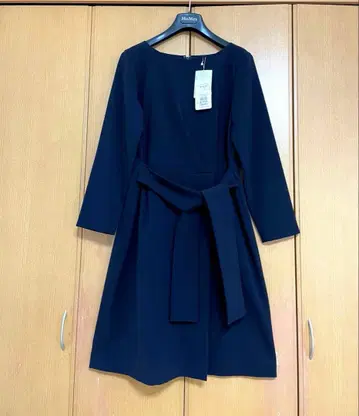 새상품 34000엔 비아지오 블루 다크 네이비 원피스 수험 면접용
