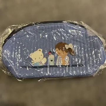 비오는날 파밀리아 콜라보 파우치