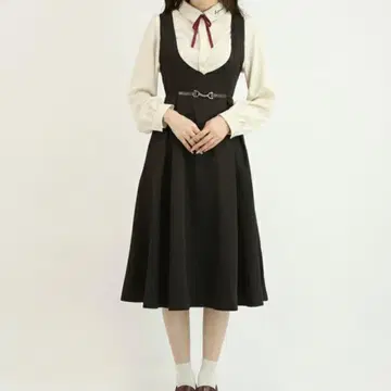 체인 비트 사용 딥 V넥 오버롤 스커트 핀 brown