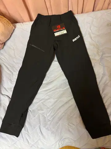 BURTLE 방풍 조거 팬츠 823 블랙 S