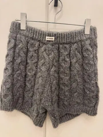 전개 니트 숏팬츠