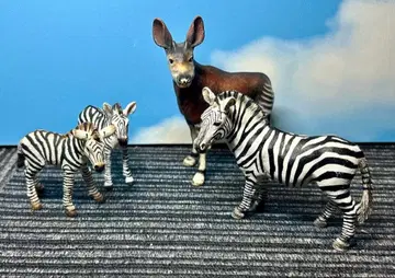 슐라이히 시마시마 동물 (얼룩말 오카피) 2종