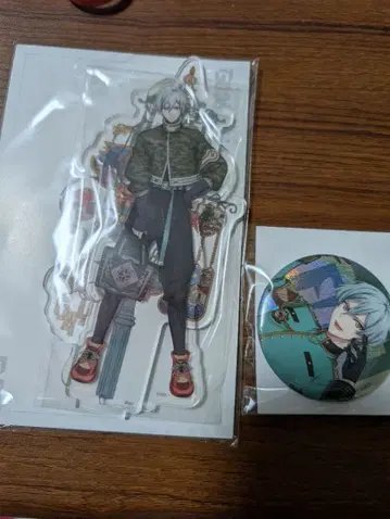 아이나나 G4Y 아크릴 스탠드 이즈미 이오리 캔뱃지 2점