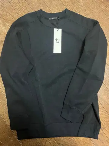 UNIQLO 플러스J 드라이 스웨트 셔츠