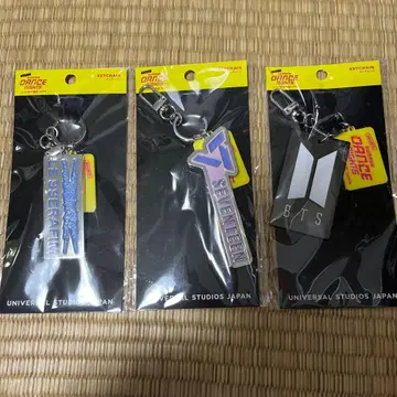 [ 미개봉 ] USJ HYBE 키링 3개 세트
