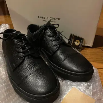 PUBLIC TOKYO 스트레이트 팁 가죽 스니커즈
