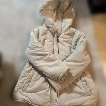 SHEIN 후드 부착 화이트 다운 자켓 OXL