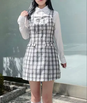 프론트 리본 트위드 오버롤 스커트